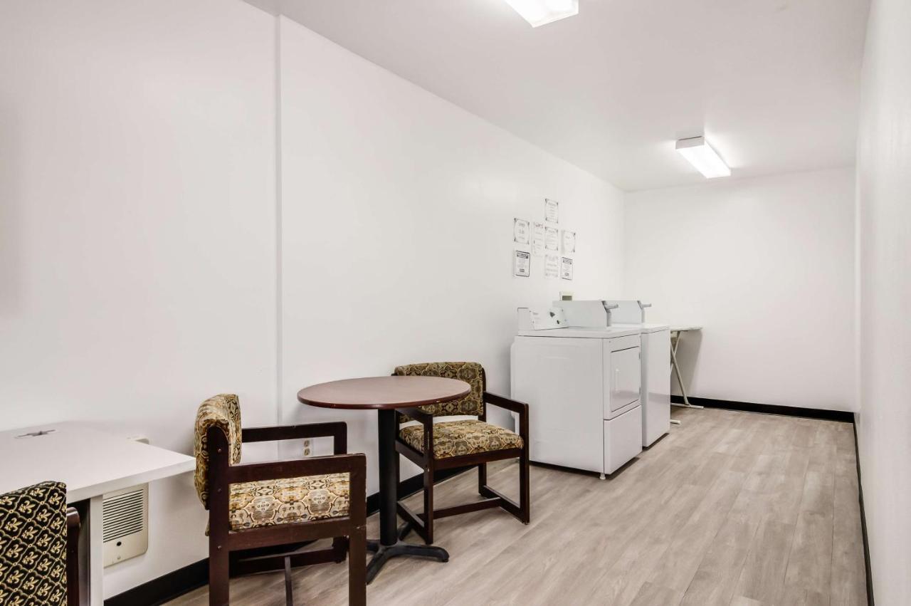 Guesthouse Montesano מראה חיצוני תמונה